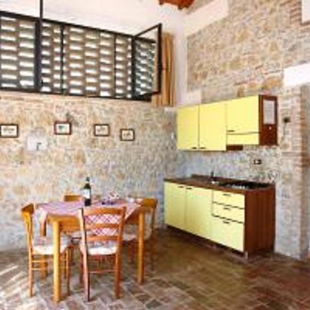 Podere Il Gioiello Apartment San Gimignano Cameră foto